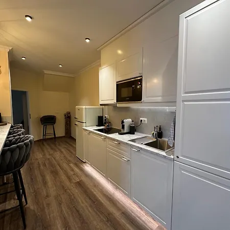 Haus Der Weine Apartamento *