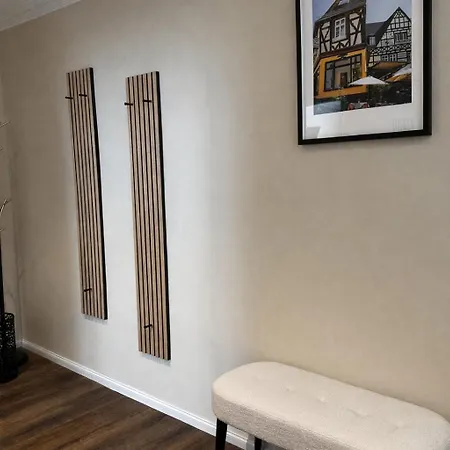 Haus Der Weine Appartement *